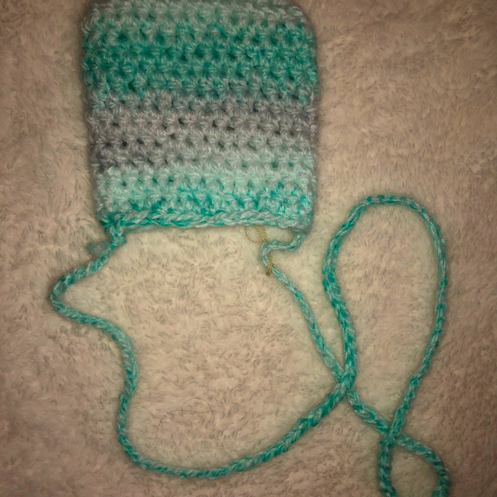 BRAND NEW blue & white smallcrochet  bag